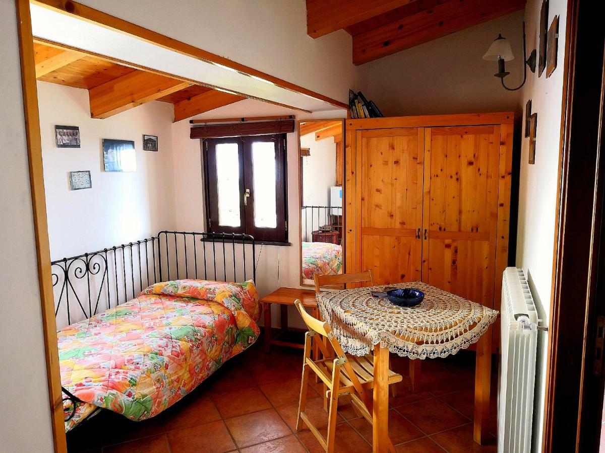 Вилла Agriturismo Il Castagno Аджерола Экстерьер фото